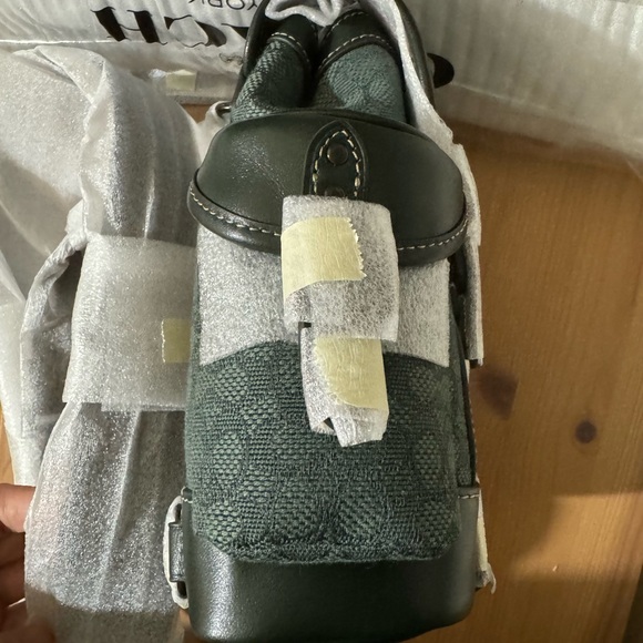 🥰 Coach Hitch Backpack 13 In Micro Signature Jacquard - Picture 9 of 12
